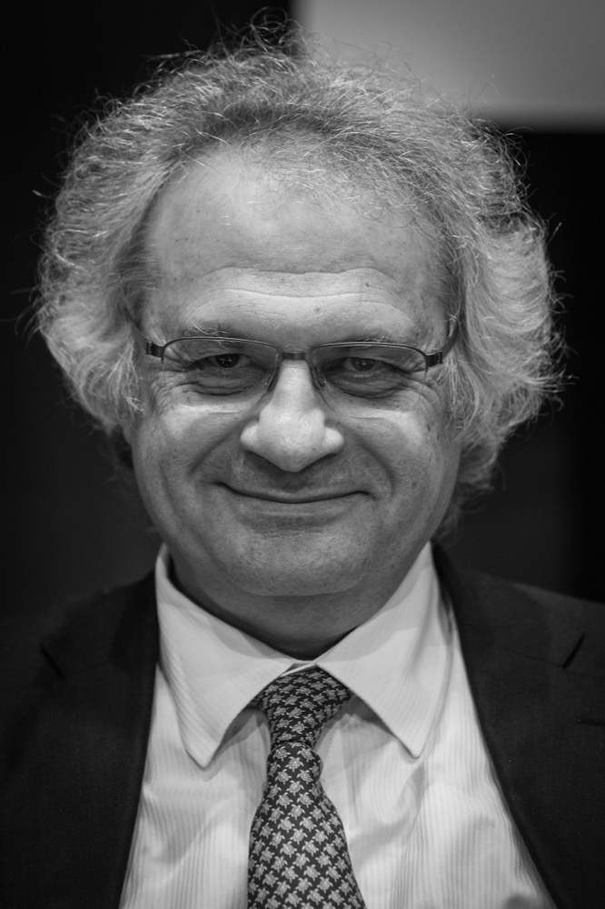 Portrait d'Amin Maalouf, secretaire perpetuel de l'Academie francaise